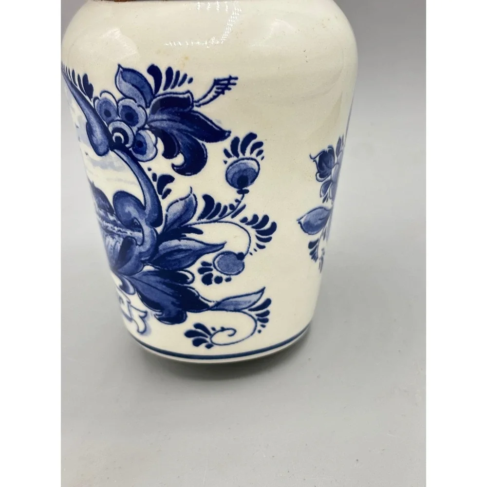 Montagne Original Delft Sugar Shaker Handpainted Windmill Blue White Holland